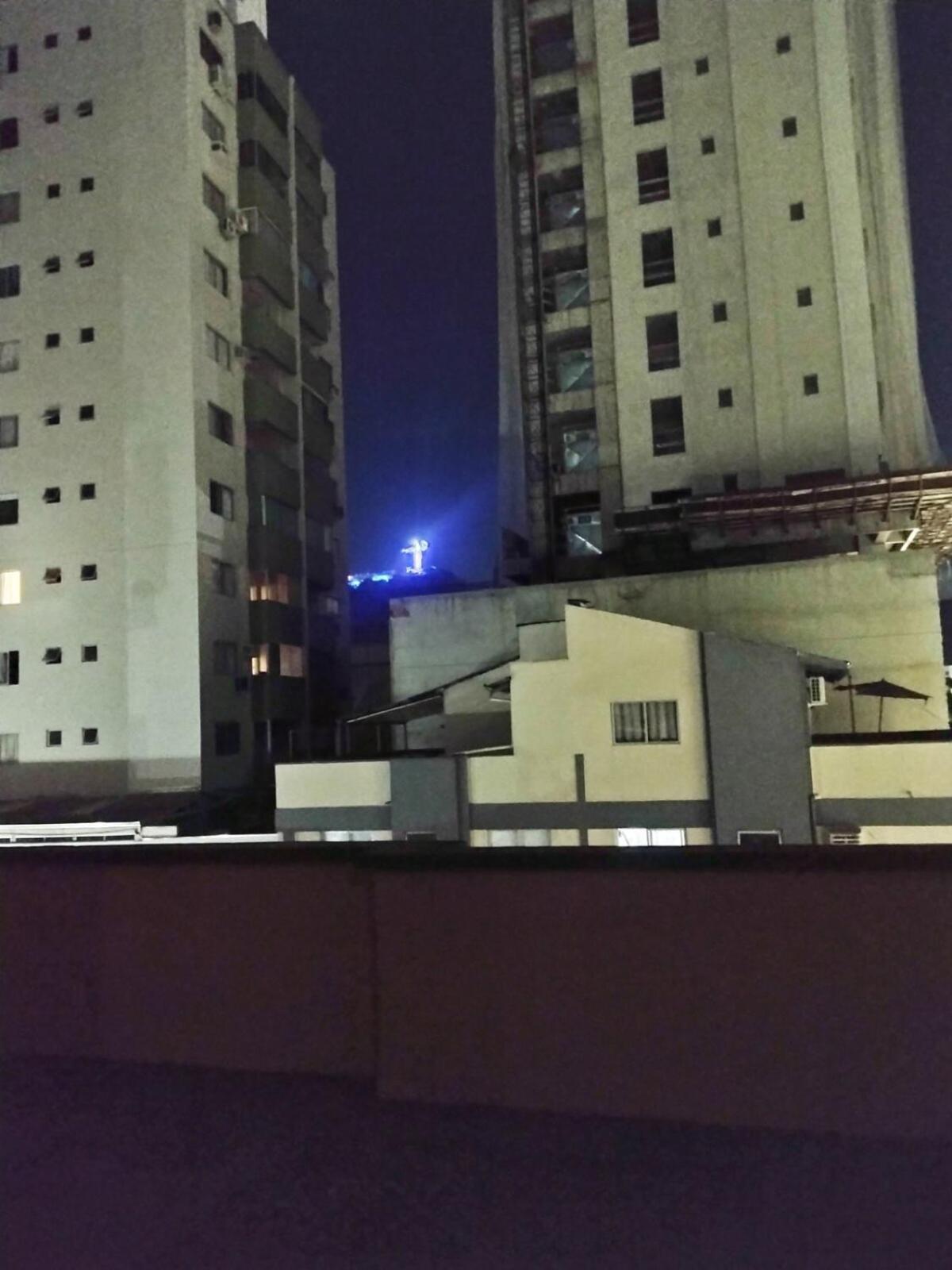 Com Terraco Em Bc Apartamento *